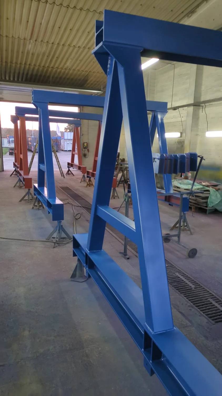Malerbetrieb Würger - Stahlmalerei blaue Farbe